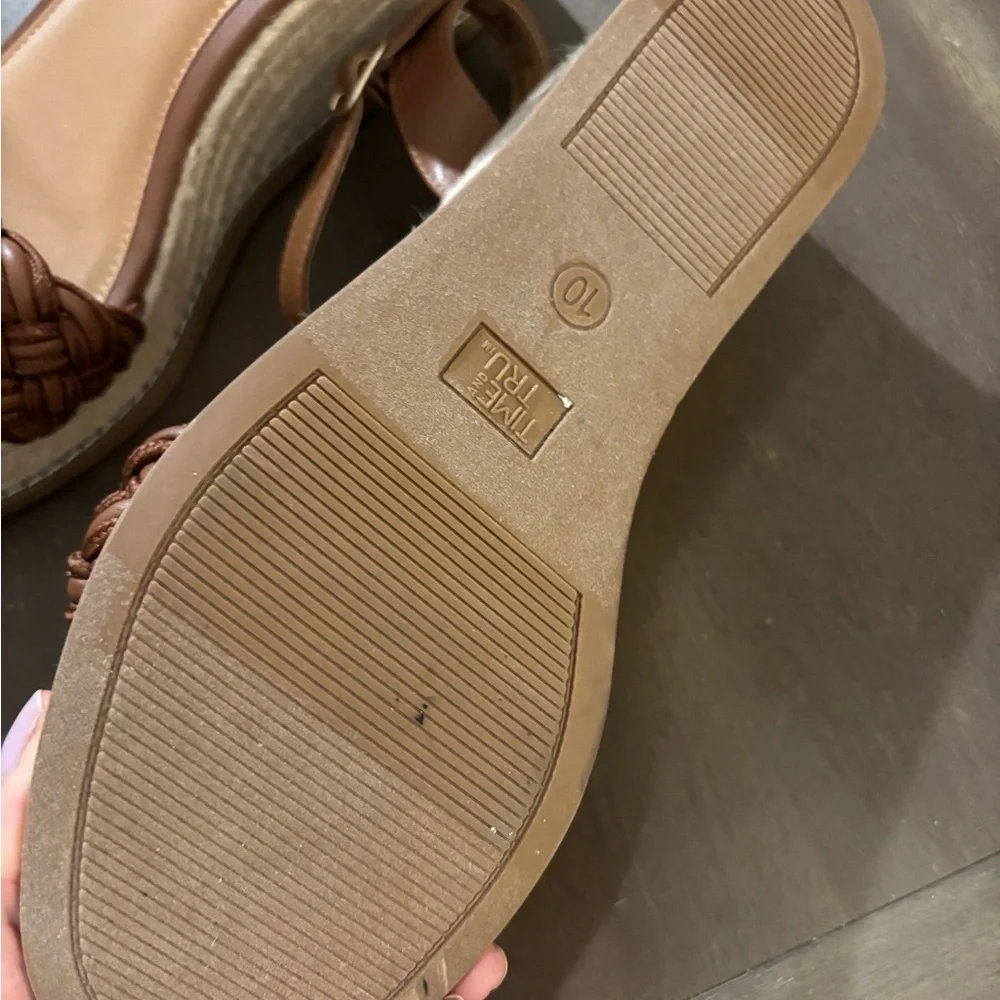 NWT Woman’s Time & Tru Braided Espadrille Wedge Sandals - Brown Sz 10